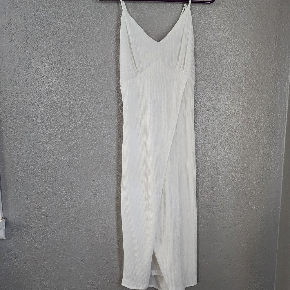 Lulu's White Dress